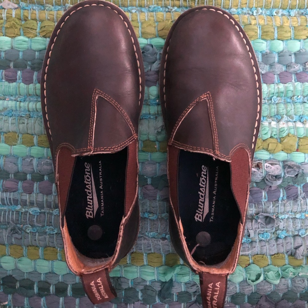 BLUNDSTONE